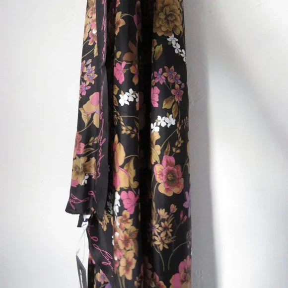 Karl Lagerfeld Black Silk Floral Scarf/Wrap - Picture 13 of 13